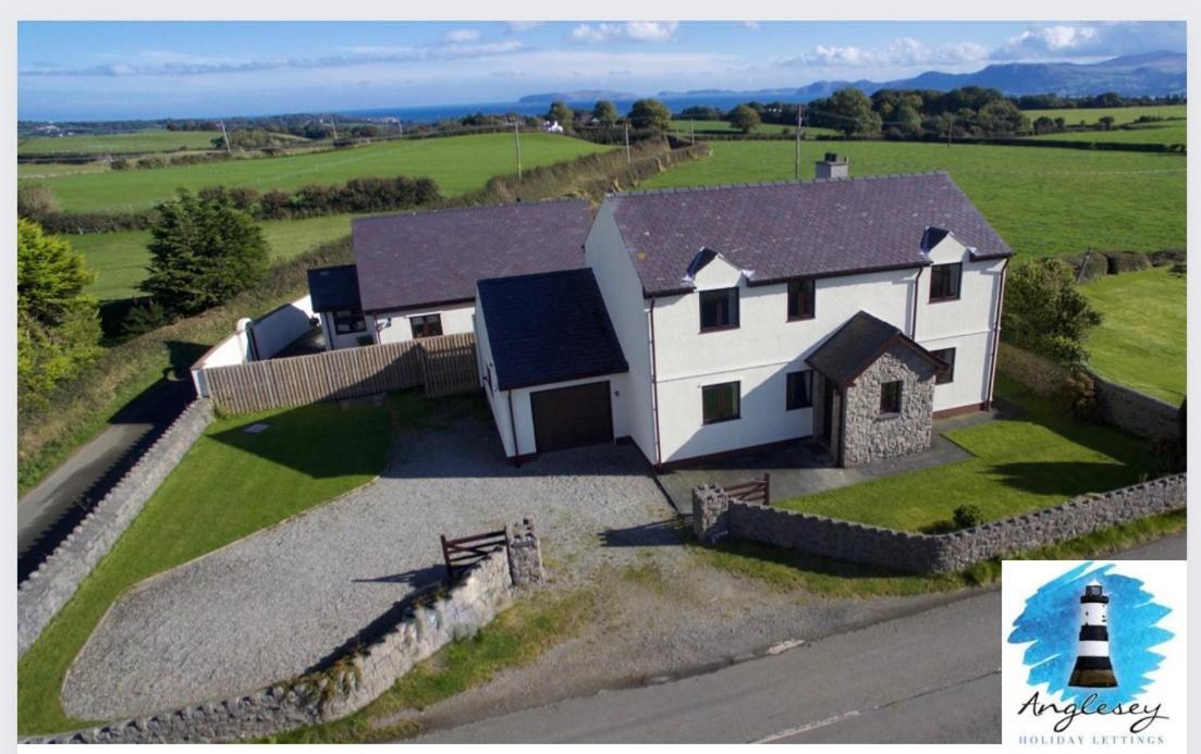 4 Bedroom Detached Farmhouse Mountain Views Бомаріс Екстер'єр фото